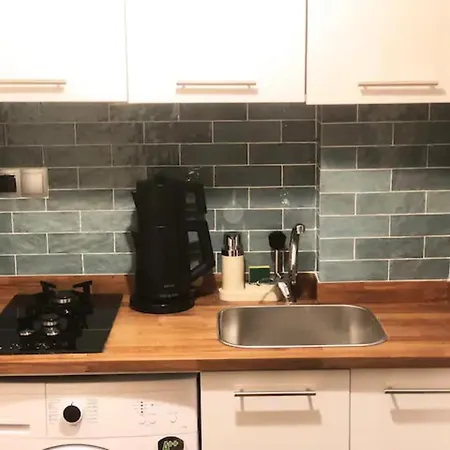 Studio With Perfect Location And Sea View شقة مرمريس
